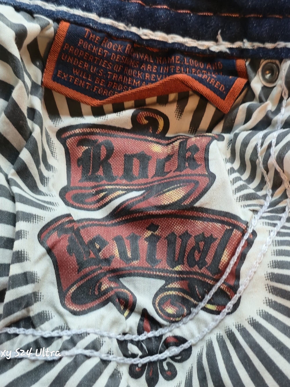 Rock Revival Faded Distressed Flared Jeans | Dark Blue Size 29 - Picture 8 of 11